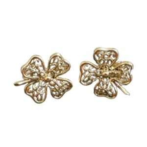 0007 Sarah Coventry Silver 4 Petal Floral Clip On Earrings